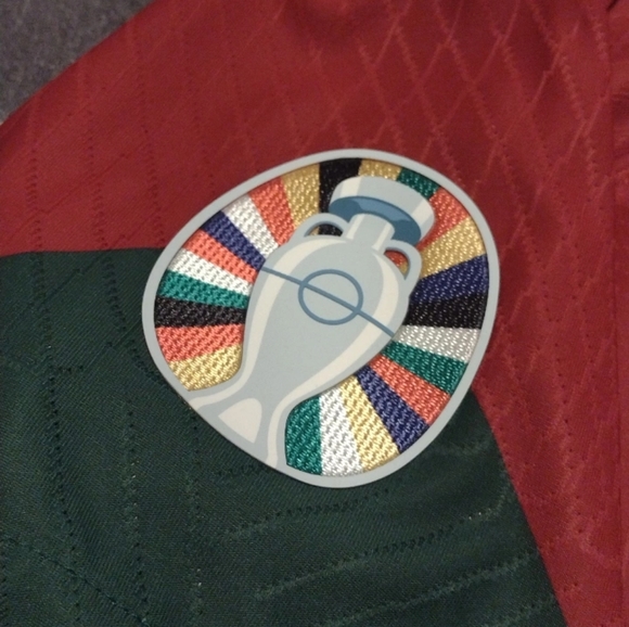 Cristiano Ronaldo Portugal player version home jersey 2022-2023 - Picture 7 of 9